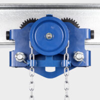 Haspellaufkatze LST-G Tragfähigkeit 2000 kg auf Träger Frontansicht