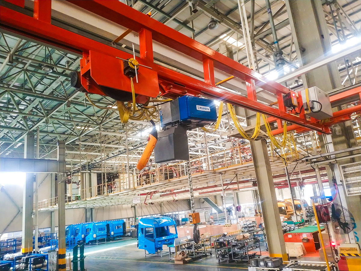 Anwendungsbild 4 Elektrokettenzug PITCH PF