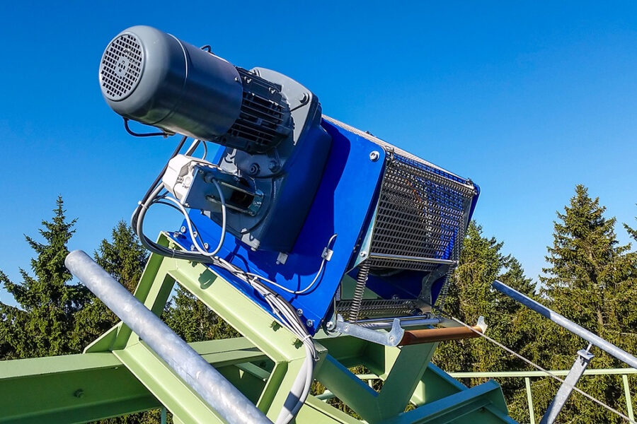 Anwendung 3 Elektroseilwinde PFW-E 3000 Bild 2 Skisprungschanze