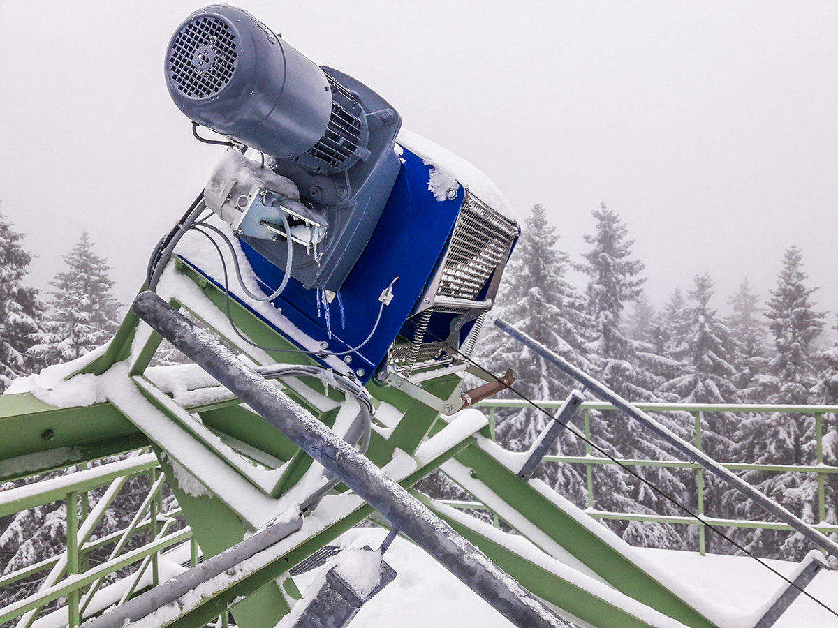 Anwendung 3 Elektroseilwinde PFW-E 3000 Bild 3 Skisprungschanze