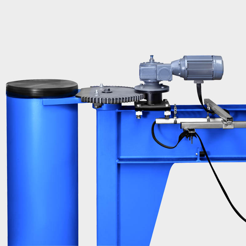 Optional: Elektrischer Schwenkantrieb für Schwenkkrane