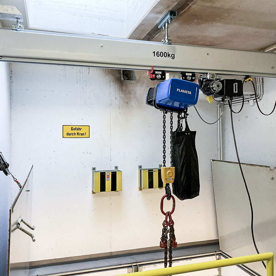 Anwendungsbild 7 Elektrokettenzug PEH