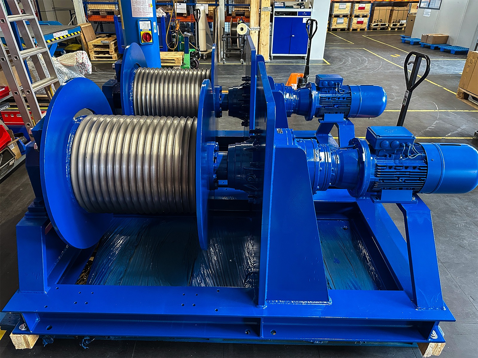 PHW-E 310 Electric Rope Winch in Production (Figure 2)