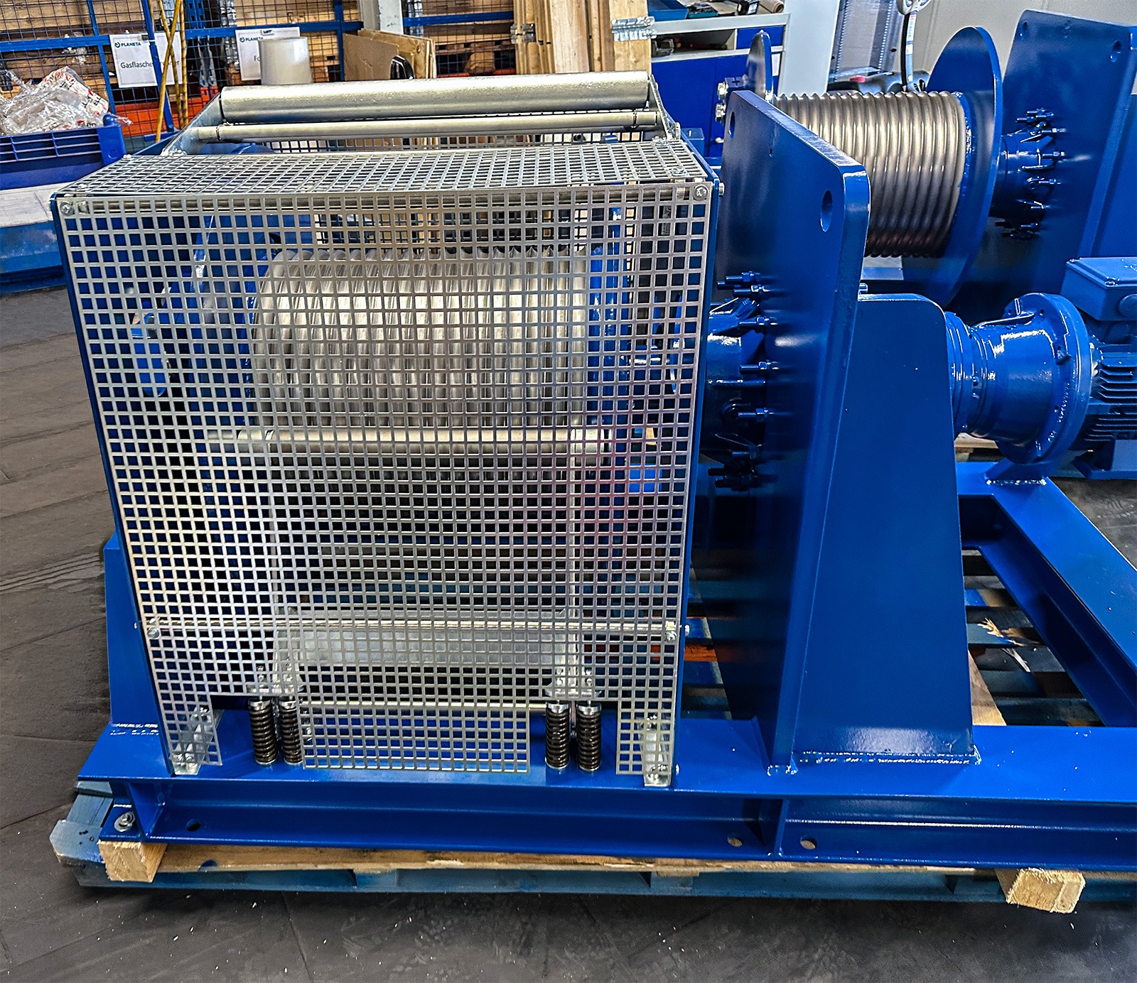 PHW-E 310 Electric Rope Winch with Drum Protective Cover
