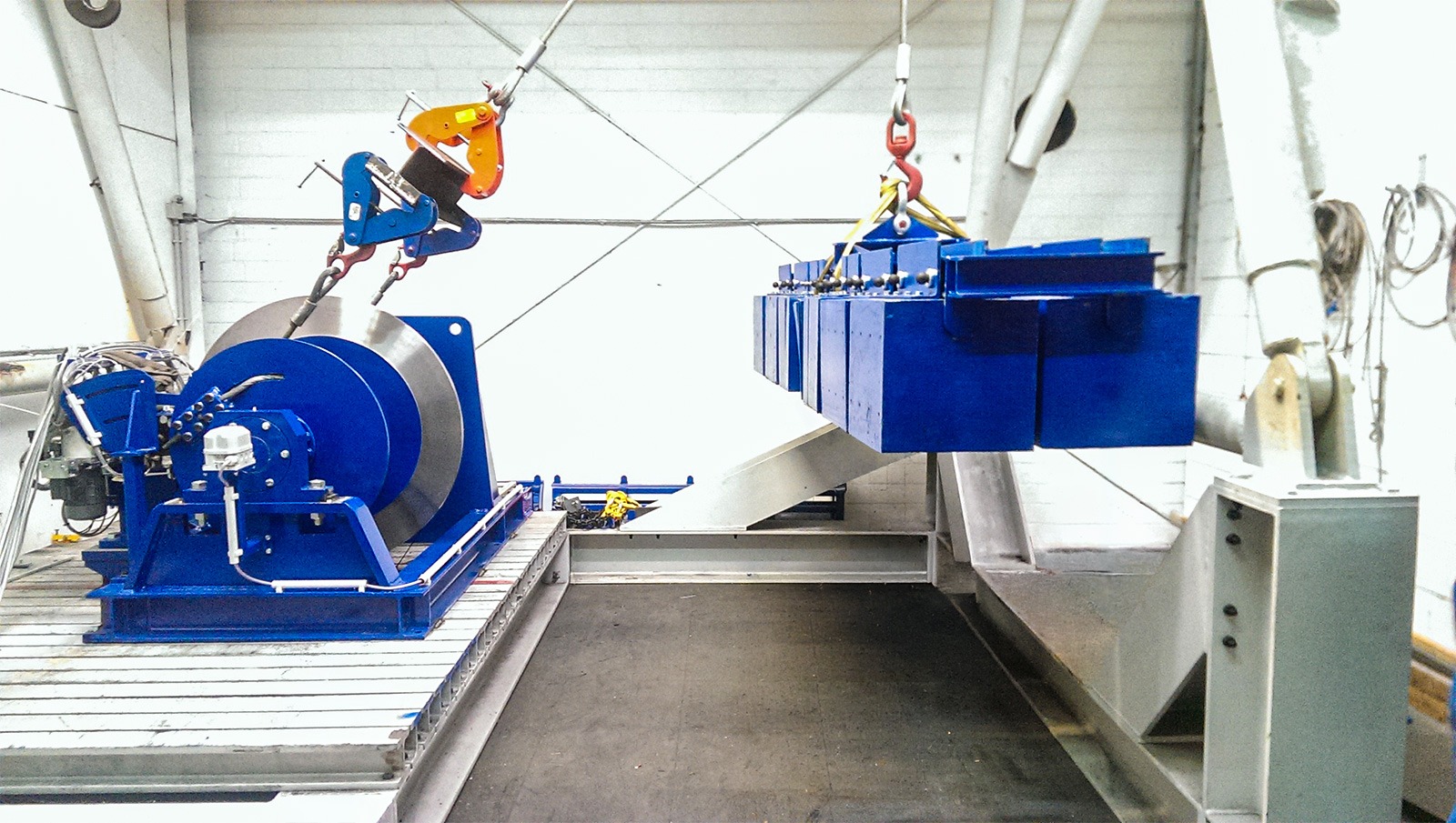 Erfolgreicher Lasttest der Personentransportwinde PHW-E 309